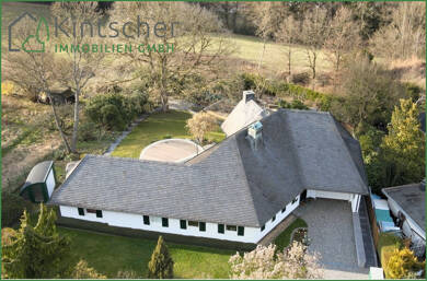 Villa zum Kauf 1.310.000 € 7 Zimmer 284 m² 1.583 m² Grundstück Burscheid Burscheid 51399