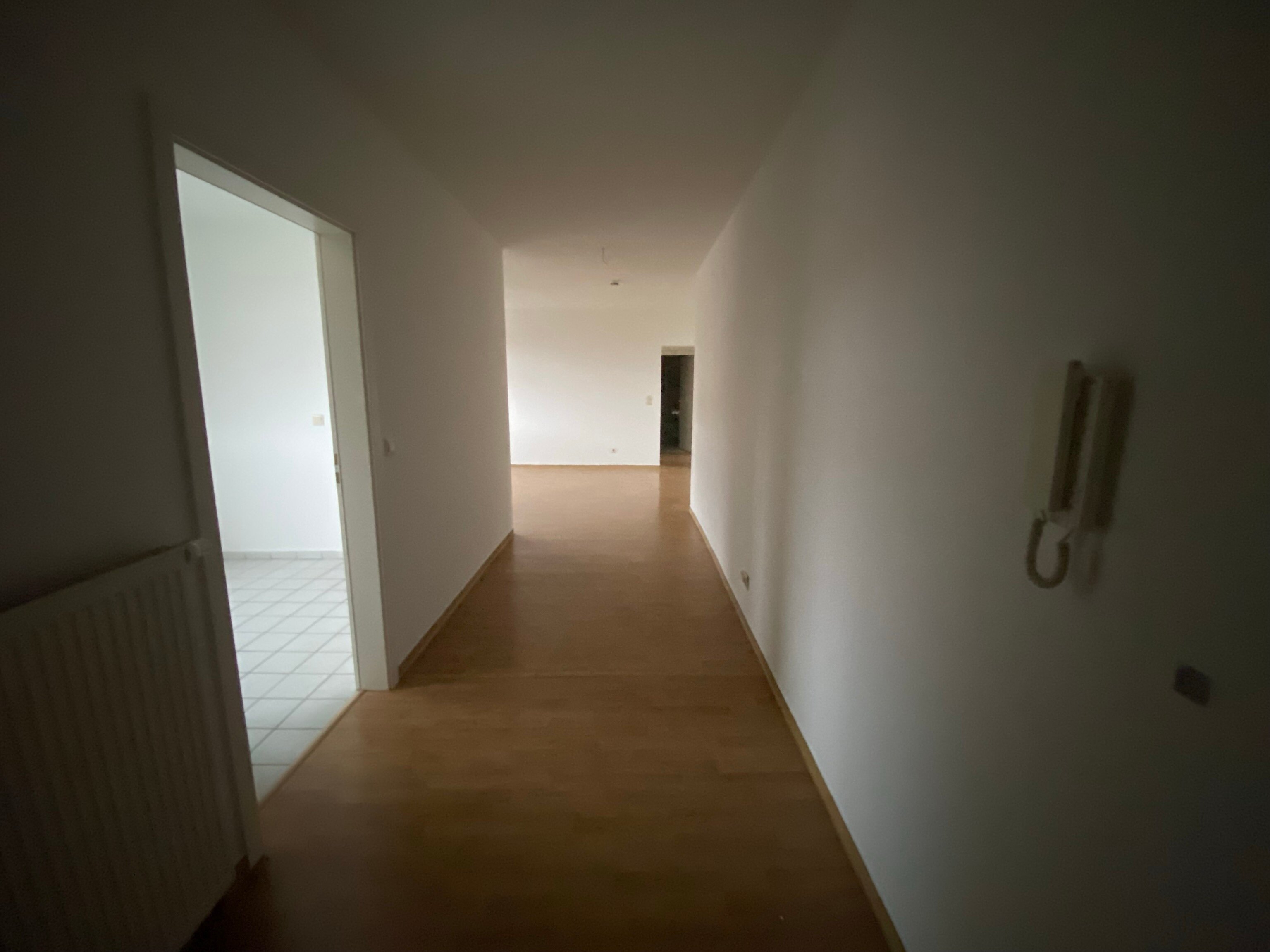 Wohnung zur Miete 383 € 3 Zimmer 85,1 m²<br/>Wohnfläche Aken Aken (Elbe) 06385