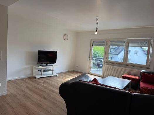 Wohnung zur Miete 1.000 € 3 Zimmer 80 m² Geschoss 1/2 frei ab sofort Niederpleis Sankt Augustin 53757