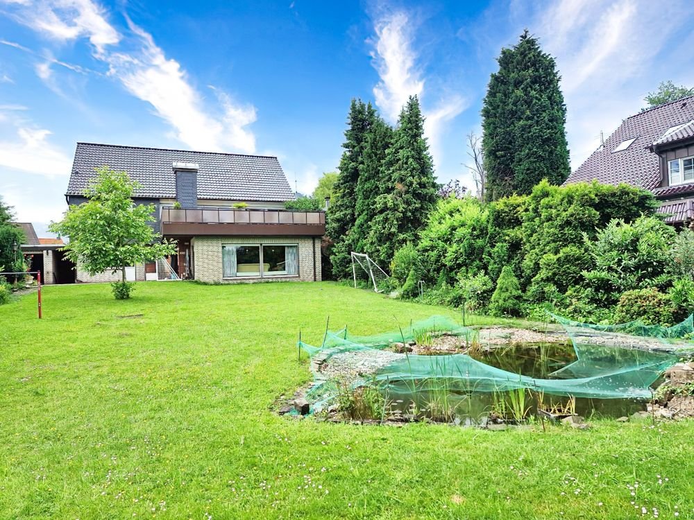 Mehrfamilienhaus zum Kauf 698.000 € 9 Zimmer 267 m²<br/>Wohnfläche 1.456 m²<br/>Grundstück Butendorf Gladbeck 45968