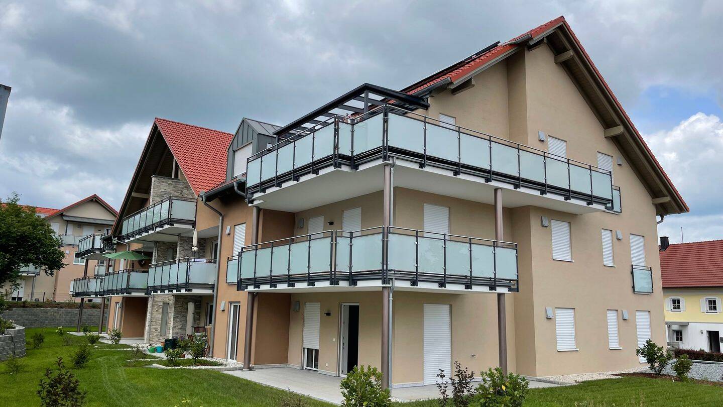 Immobilie in Fürstenzell - Traumhafte, neuwertige 4-Zimmer Wohnung - Bild 1