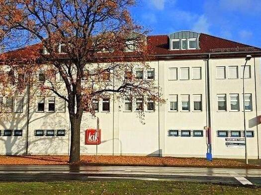 Wohnung zur Miete 568 € 3 Zimmer 87,4 m² 3. Geschoss Rudolf-Harbig-Straße 2 Senftenberg 01968