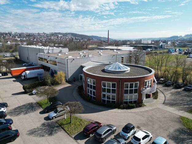 Produktionshalle zum Kauf als Kapitalanlage geeignet 5.500.000 € 5.200 m² 14.738 m² Grundstück Uhingen Uhingen 73066