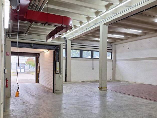 Lagerhalle zur Miete 5,49 € 245,7 m² Lagerfläche In den Seewiesen 26 Innenstadt Heidenheim 89520