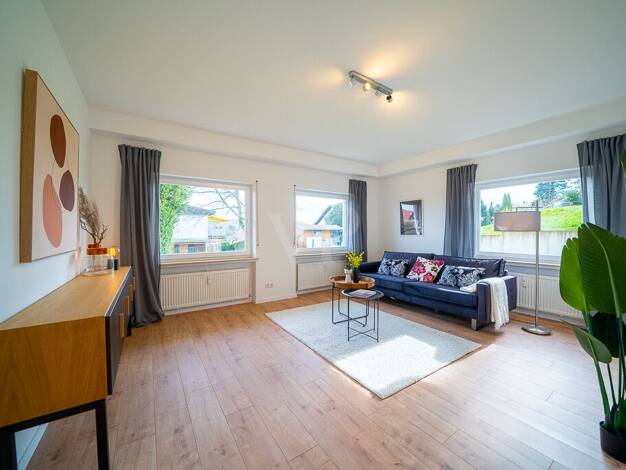 Wohnung zum Kauf 329.000 € 4,5 Zimmer 145 m² EG Usingen 61250