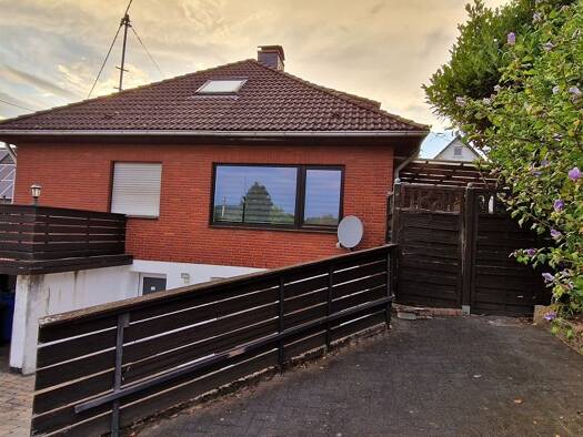 Einfamilienhaus zum Kauf 319.000 € 6 Zimmer 145 m² 590 m² Grundstück Wallemroth 57584