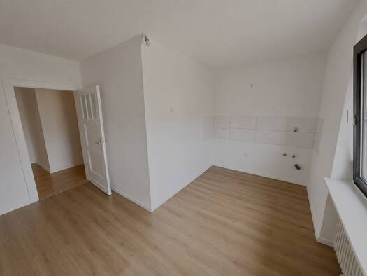 Wohnung zur Miete 650 € 2 Zimmer 67 m² 1. Geschoss frei ab sofort Hörder Straße 85 Brackel Dortmund 44309