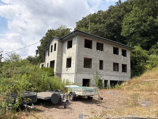 Einfamilienhaus zum Kauf 320.000 € 10 Zimmer 300 m² 2.230 m² Grundstück Hilbringen Merzig 66663