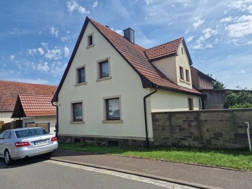 Einfamilienhaus zum Kauf 129.000 € 7 Zimmer 113,7 m²<br/>Wohnfläche 796 m²<br/>Grundstück Stettbach Werneck 97440