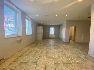 Laden zur Miete 780 € 74,2 m² Verkaufsfläche Seckbach Frankfurt 60389