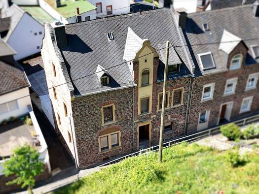 Einfamilienhaus zum Kauf 215.000 € 9 Zimmer 215 m² 246 m² Grundstück Merl Zell (Mosel) 56856