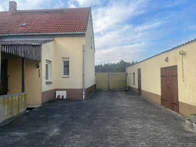 Einfamilienhaus zum Kauf 115.000 € 8 Zimmer 118 m² 2.827 m² Grundstück Buchhain Doberlug-Kirchhain 03253