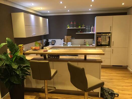 Wohnung zur Miete 950 € 4 Zimmer 90 m² Geschoss 1/4 frei ab 01.10.2026 Burghausen Burghausen 84489