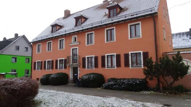 Wohnung zur Miete 270 € 2 Zimmer 49 m² 1. Geschoss frei ab sofort Lämmerstraße 1 Waldsassen Waldsassen 95652
