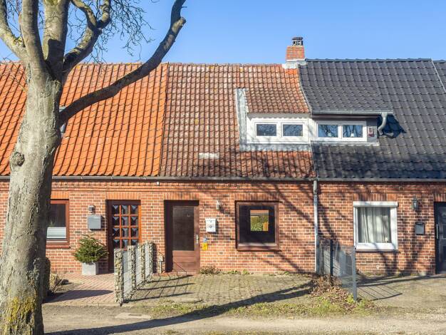Reihenmittelhaus zum Kauf 219.000 € 2 Zimmer 75 m² 151 m² Grundstück Burg auf Fehmarn Fehmarn 23769