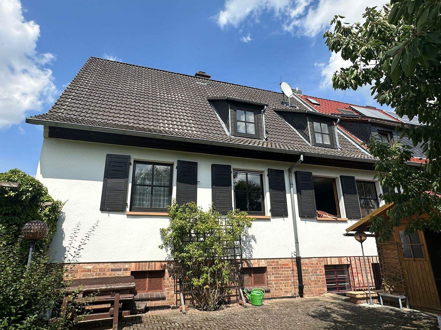 Immobilie in Bovenden - Charmantes Haus mit Einliegerwohnung, Südterrasse & 2 Garagen – ruhig nahe Göttingen - Bild 3