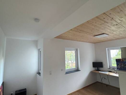 Wohnung zur Miete 1.700 € 3 Zimmer 95 m² Geschoss 2/3 frei ab 01.10.2026 Lustnau Tübingen 72074