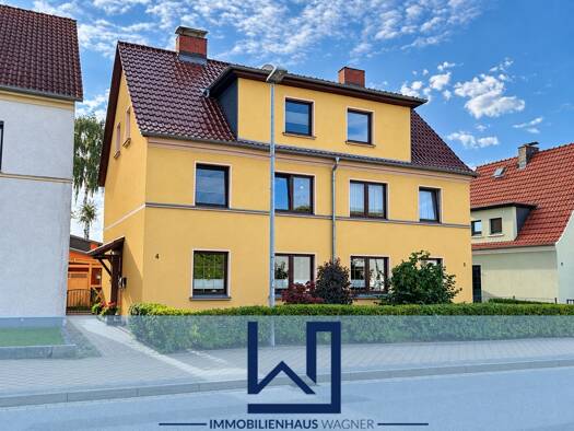 Mehrfamilienhaus zum Kauf als Kapitalanlage geeignet 248.700 € 8 Zimmer 249,7 m² 558 m² Grundstück Penzlin Penzlin 17217