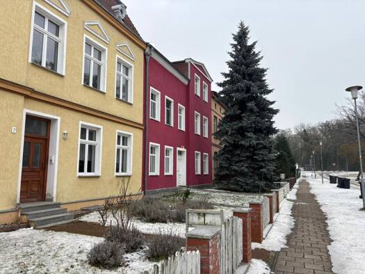 Mehrfamilienhaus zum Kauf provisionsfrei 229.000 € 10 Zimmer 234 m² 794 m² Grundstück Friedland 17098