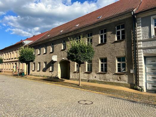 Mehrfamilienhaus zum Kauf 298.000 € 22 Zimmer 779 m² 1.657 m² Grundstück Liebenwalde 16559
