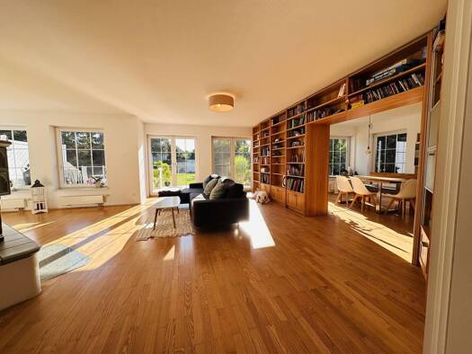 Villa zum Kauf provisionsfrei 1.450.000 € 10 Zimmer 309 m² 1.280 m² Grundstück Markkleeberg 04416