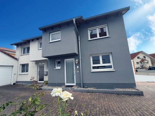 Doppelhaushälfte zum Kauf 449.000 € 4 Zimmer 107,7 m² 215 m² Grundstück Neudorf Graben-Neudorf 76676