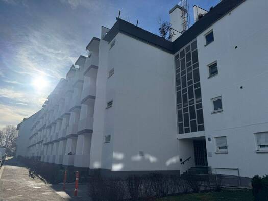 Tiefgaragenstellplatz zum Kauf 28.000 € Milbertshofen-Am Hart München 80639