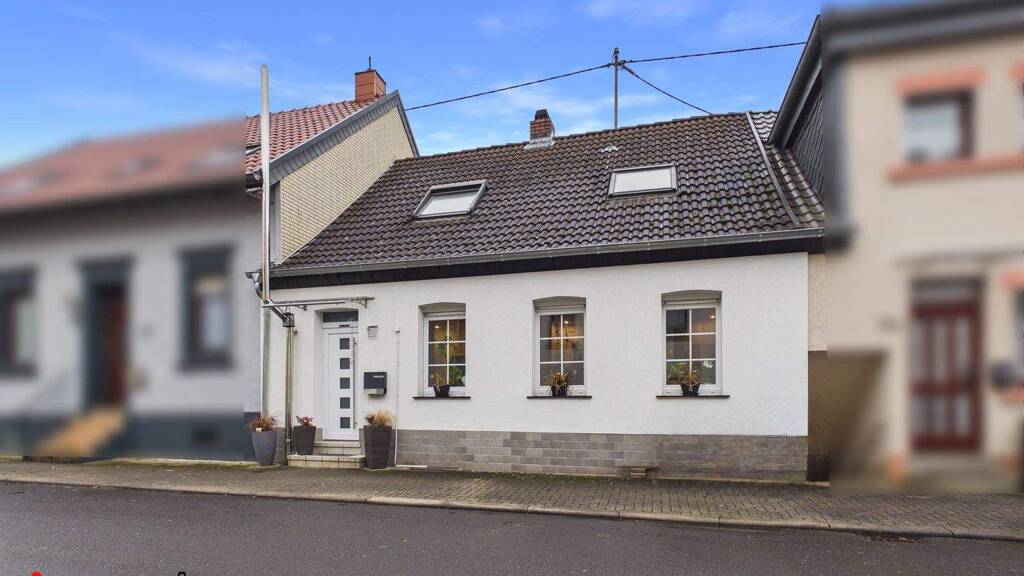 Reihenmittelhaus zum Kauf 180.000 € 5 Zimmer 127 m² 599 m² Grundstück Herrensohr Saarbrücken 66125