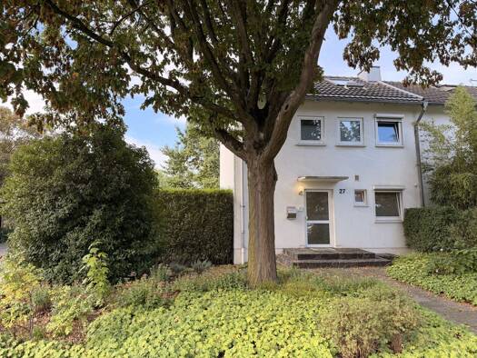 Reihenendhaus zur Miete 2.650 € 5 Zimmer 130 m² 450 m² Grundstück Golzheim Düsseldorf 40474