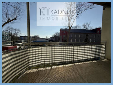 Wohnung zur Miete 260 € 2 Zimmer 57 m² 2. Geschoss Merkelstr. 10 Hammertorvorstadt Plauen 08523