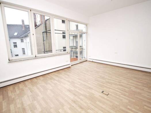 Maisonette zur Miete 550 € 3 Zimmer 100,2 m² 2. Geschoss frei ab 01.02.2026 Markt 13 Altenburg 04600