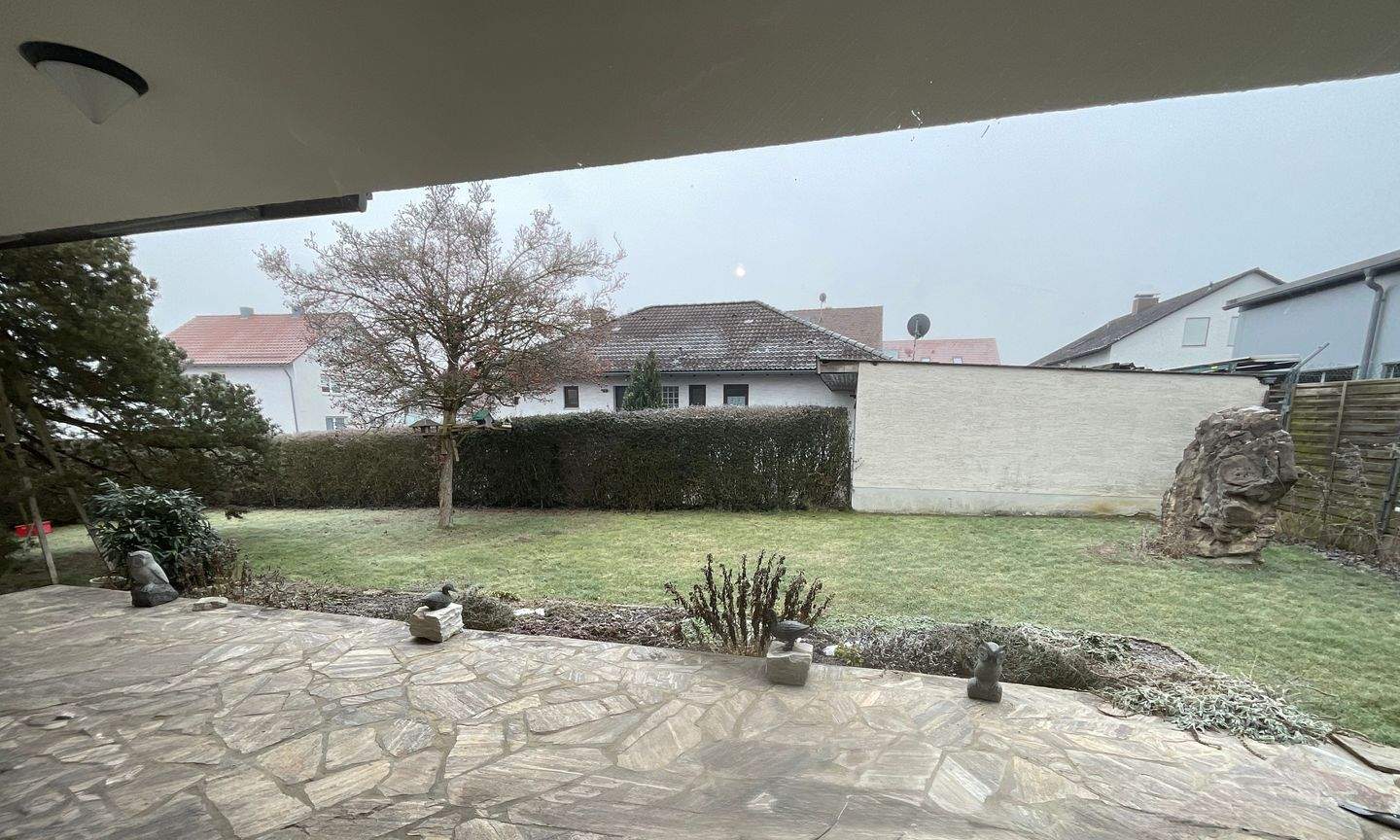 Immobilie in Leipheim - Viel Platz für Ihre Träume - Geräumiges 2-Fam. Haus mit DGG in Topp - in A8 Nähe! Sofort frei! - Bild 0