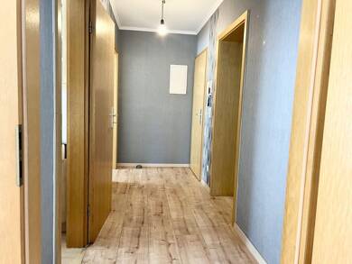 Wohnung zum Kauf 85.000 € 2,5 Zimmer 58 m² frei ab sofort Sömmerda Sömmerda 99610