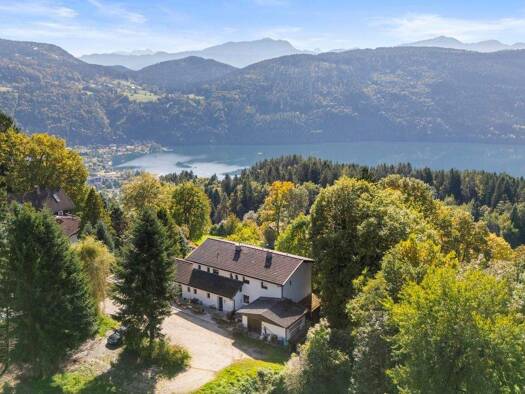 Hotel zum Kauf 1.750.000 € 10 Zimmer 26 Betten 2.798 m² Grundstück Millstatt 9872