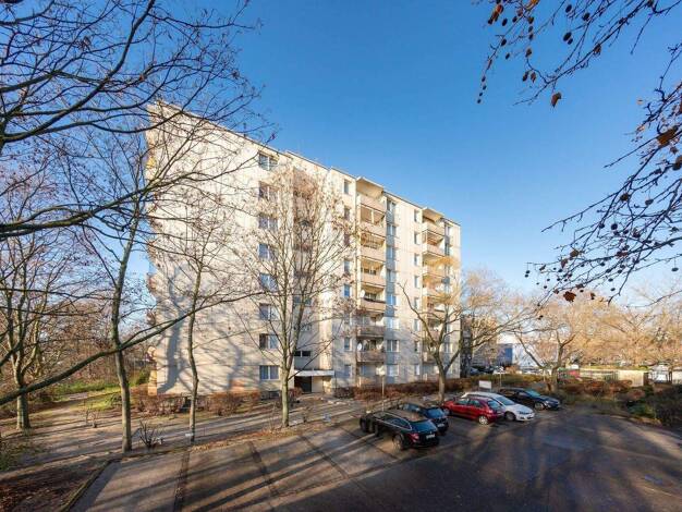 Wohnung zur Miete 438 € 2 Zimmer 60,7 m² 7. Geschoss frei ab 27.02.2026 Reichweindamm 4 Charlottenburg Berlin 13627