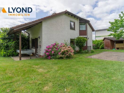 Mehrfamilienhaus zum Kauf 249.000 € 7 Zimmer 178 m² 780 m² Grundstück Borken 34582