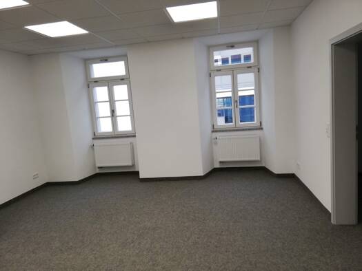 Bürofläche zur Miete 1.222 € 7 Zimmer 188 m² Bürofläche Ansbach 91522