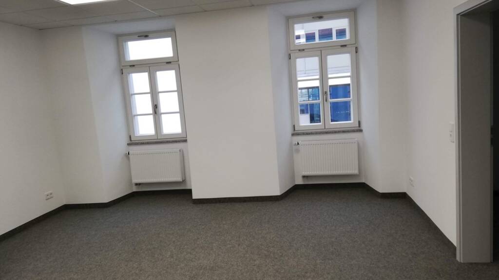 Bürofläche zur Miete 1.222 € 7 Zimmer 188 m² Bürofläche Ansbach 91522
