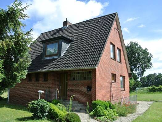 Einfamilienhaus zur Miete 1.190 € 4 Zimmer 116 m² 1.185 m² Grundstück frei ab 15.03.2026 Fockbek 24787