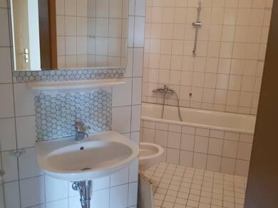 Wohnung zur Miete 365 € 4 Zimmer 81 m² 3. Geschoss Auerbach Auerbach 08209