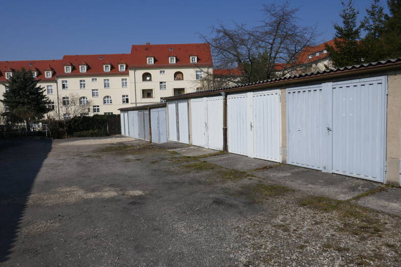 Garage zur Miete 75 € Altenburg Altenburg 04600