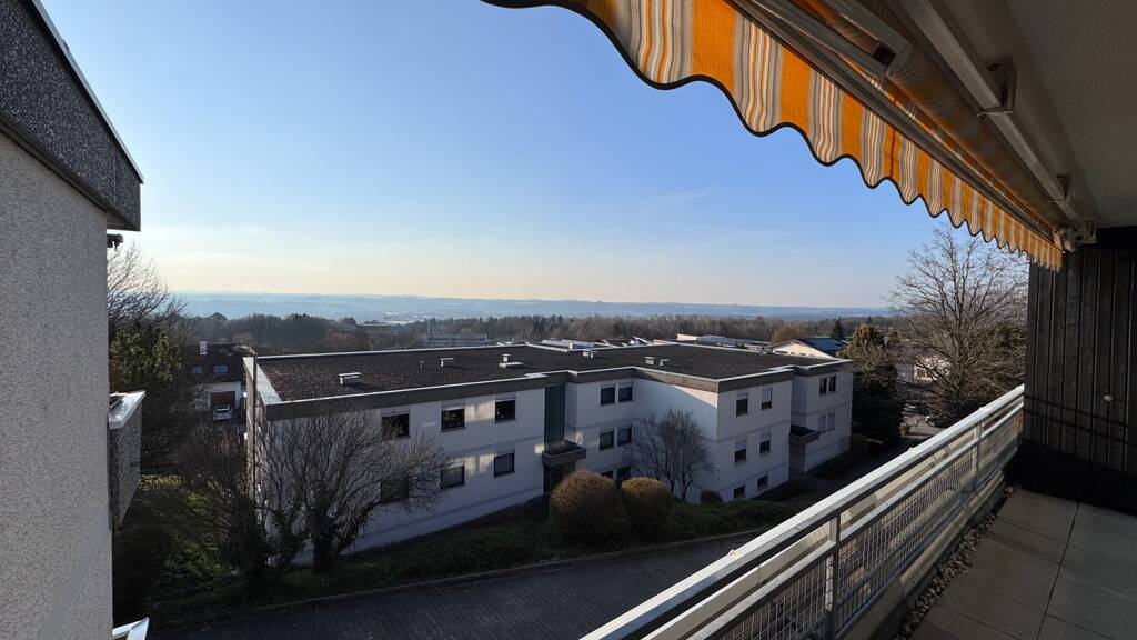 Wohnung zur Miete 1.300 € 3 Zimmer 94 m² Geschoss 1/2 frei ab 01.05.2026 Brucknerstraße 23 Weingarten 88250