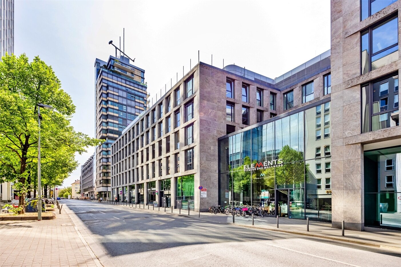 Bürofläche zur Miete 29 € 799 m²<br/>Bürofläche ab 389 m²<br/>Teilbarkeit Innenstadt Frankfurt am Main 60313