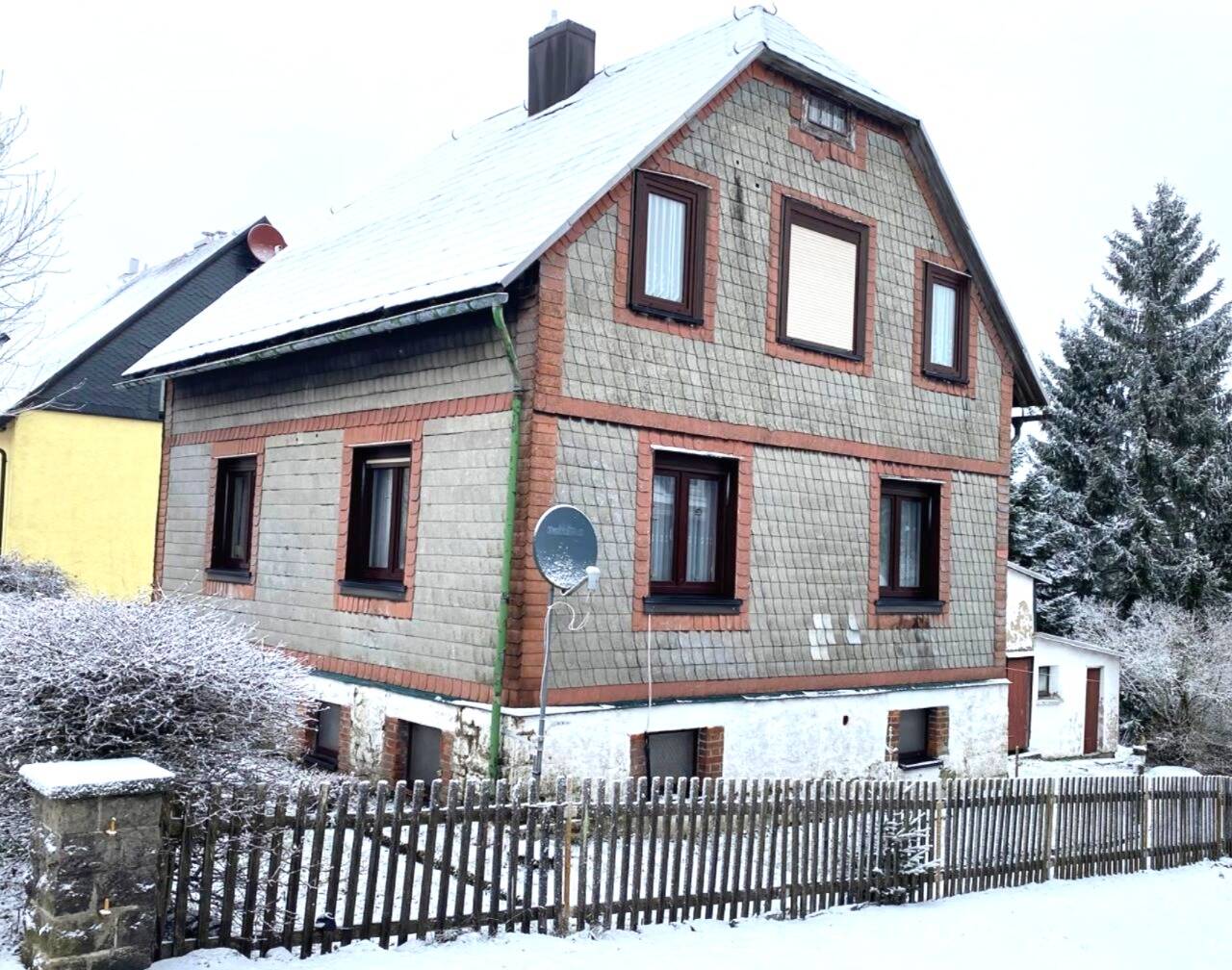 Haus zum Kauf 89.000 € 6 Zimmer 95 m²<br/>Wohnfläche 1.160 m²<br/>Grundstück ab sofort<br/>Verfügbarkeit Nordstraße 95 Frauenwald Frauenwald 98711
