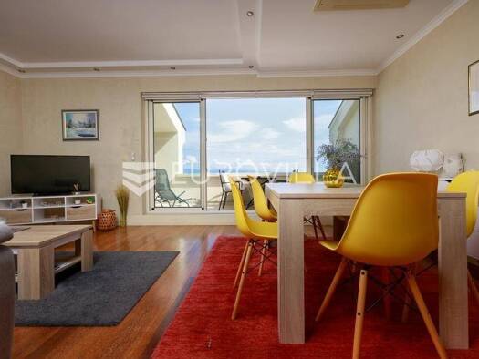 Wohnung zur Miete 1.250 € 2 Zimmer 76 m² 1. Geschoss Icici Ičići