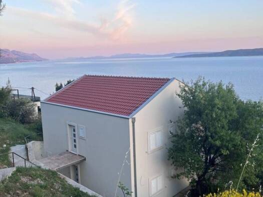 Einfamilienhaus zum Kauf - Erstbezug 515.000 € 1 Zimmer 180 m² Omiš 21310
