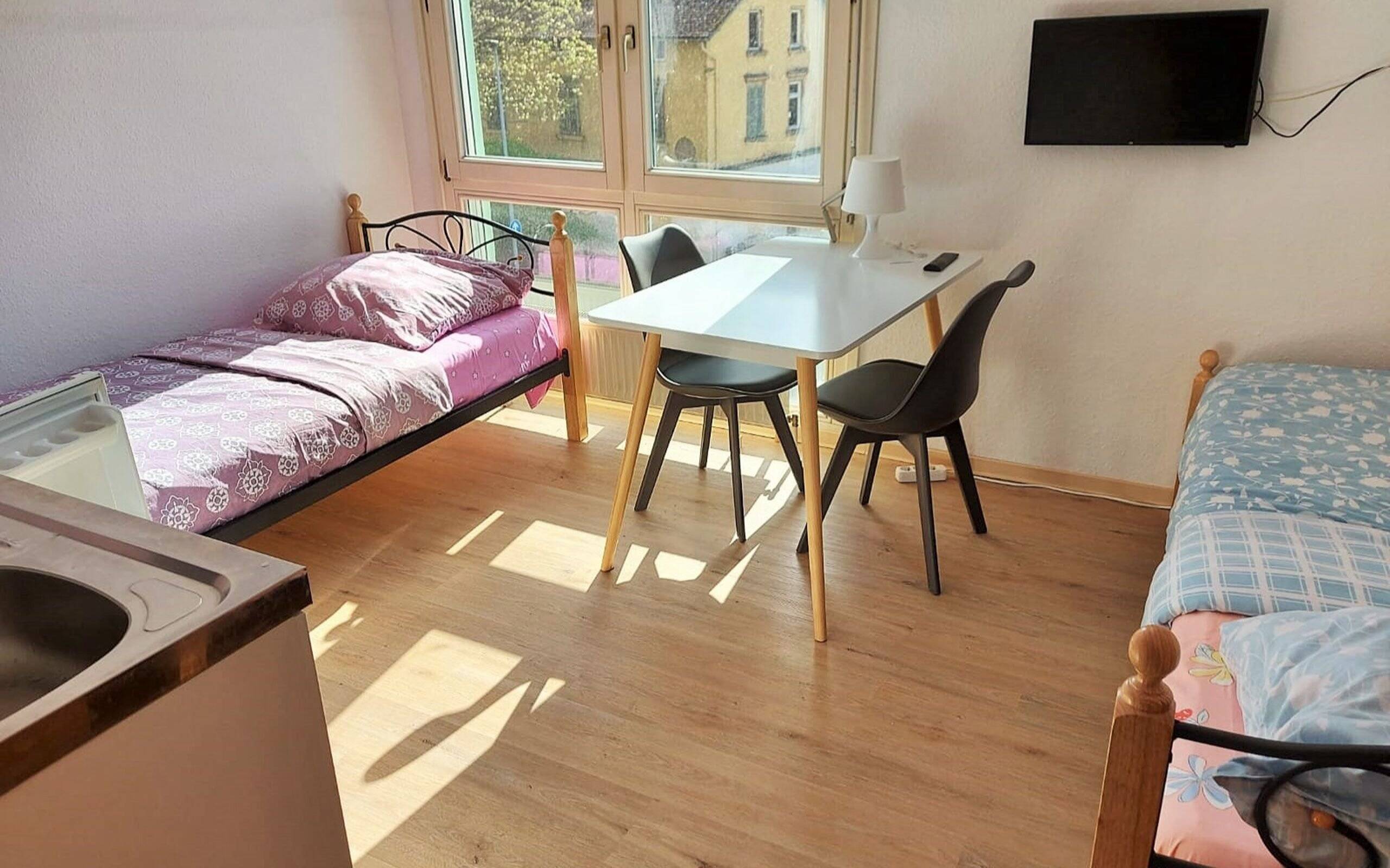 WG-Zimmer zur Miete Wohnen auf Zeit 850 € 14 m²<br/>Wohnfläche ab sofort<br/>Verfügbarkeit Bahnhofplatz 0 Kornwestheim Kornwestheim 70806