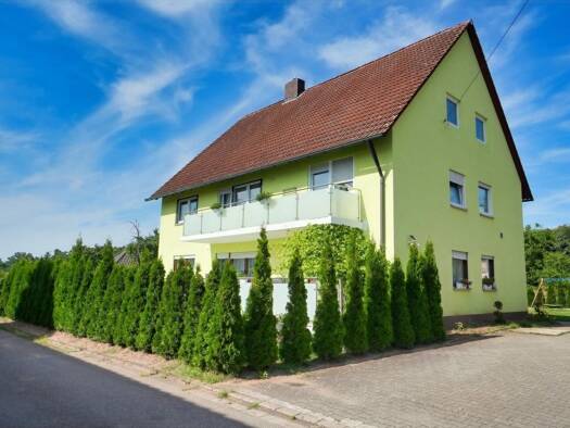 Mehrfamilienhaus zum Kauf 690.000 € 10 Zimmer 280 m² 1.100 m² Grundstück frei ab 01.10.2025 Aurau Büchenbach 91186