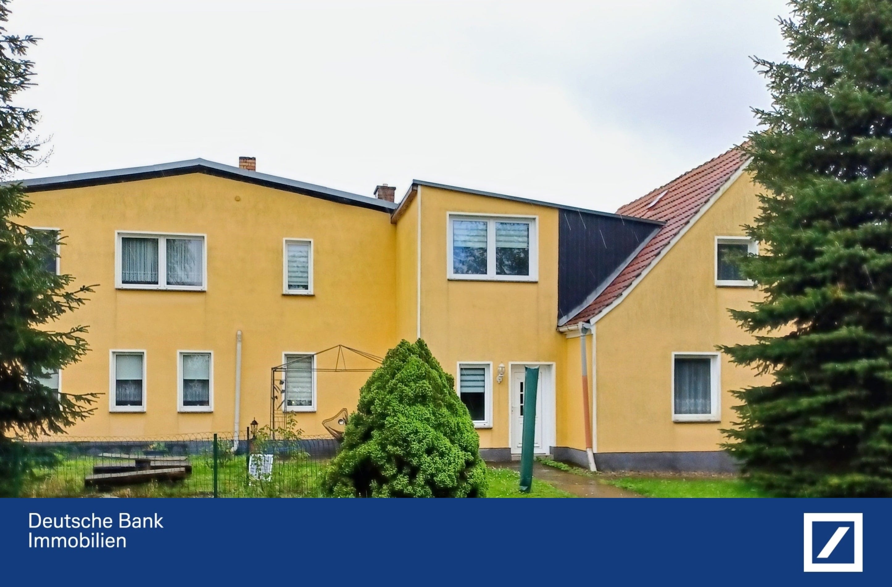 Bauernhaus zum Kauf provisionsfrei 265.000 € 16 Zimmer 260 m²<br/>Wohnfläche 10.300 m²<br/>Grundstück Rustow Loitz 17121