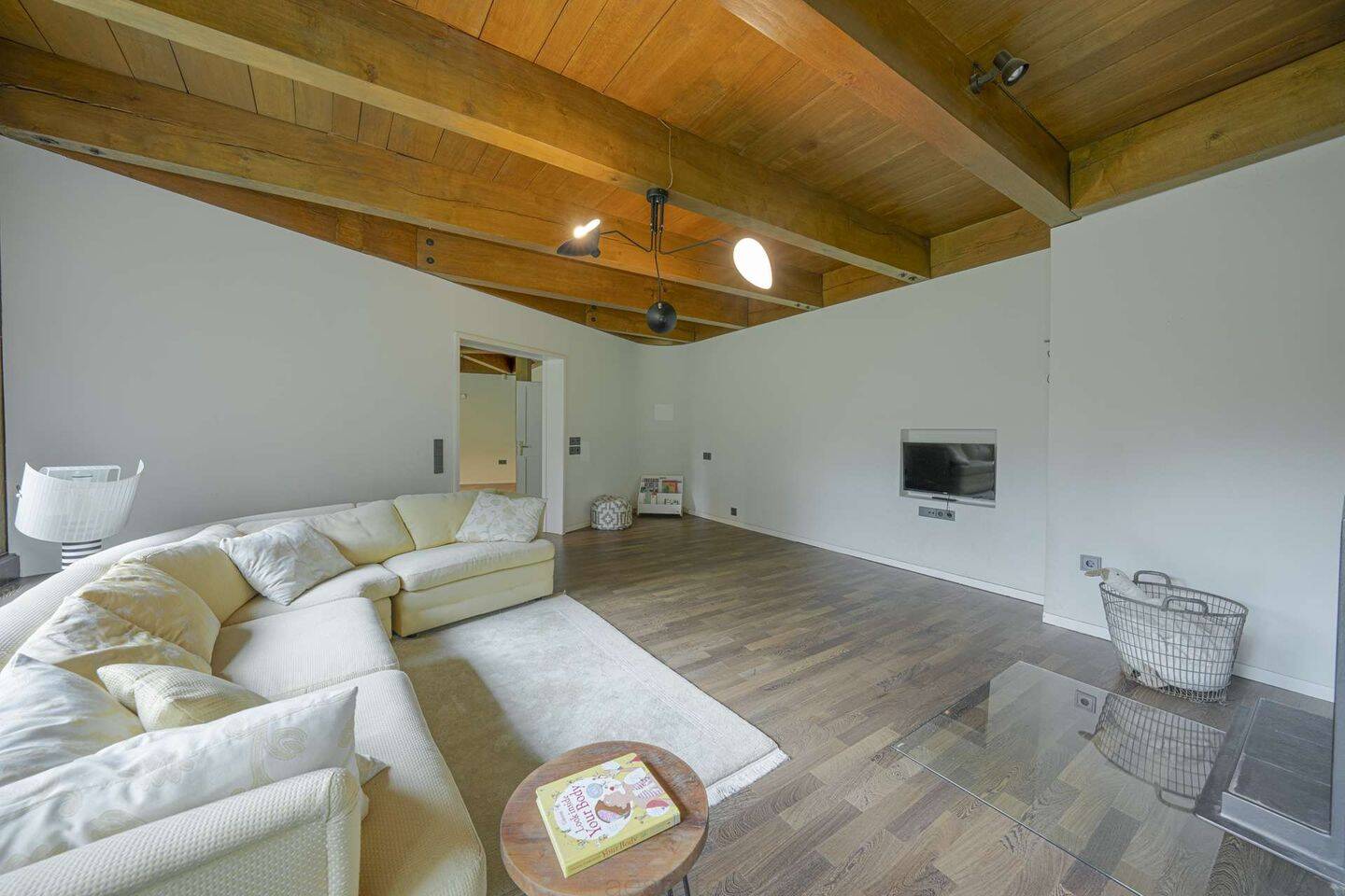 Property thumbnail 8